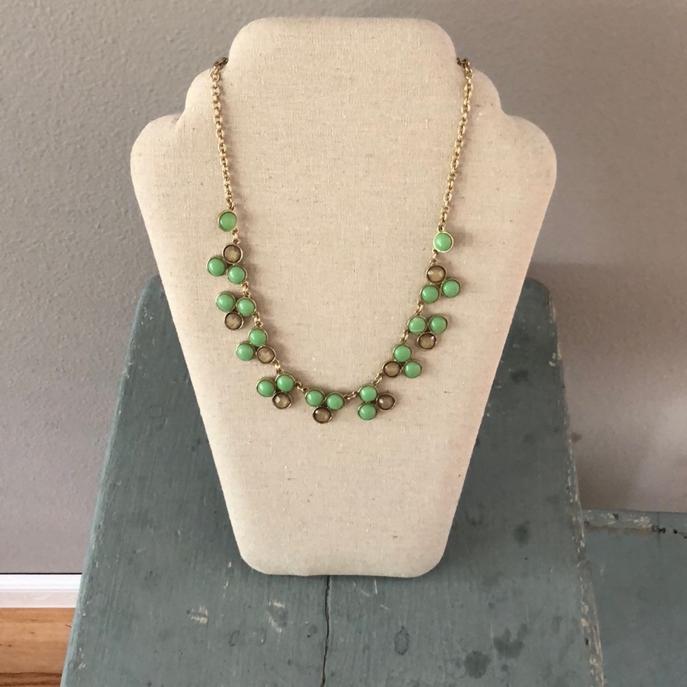 Light green and smoke colored necklace